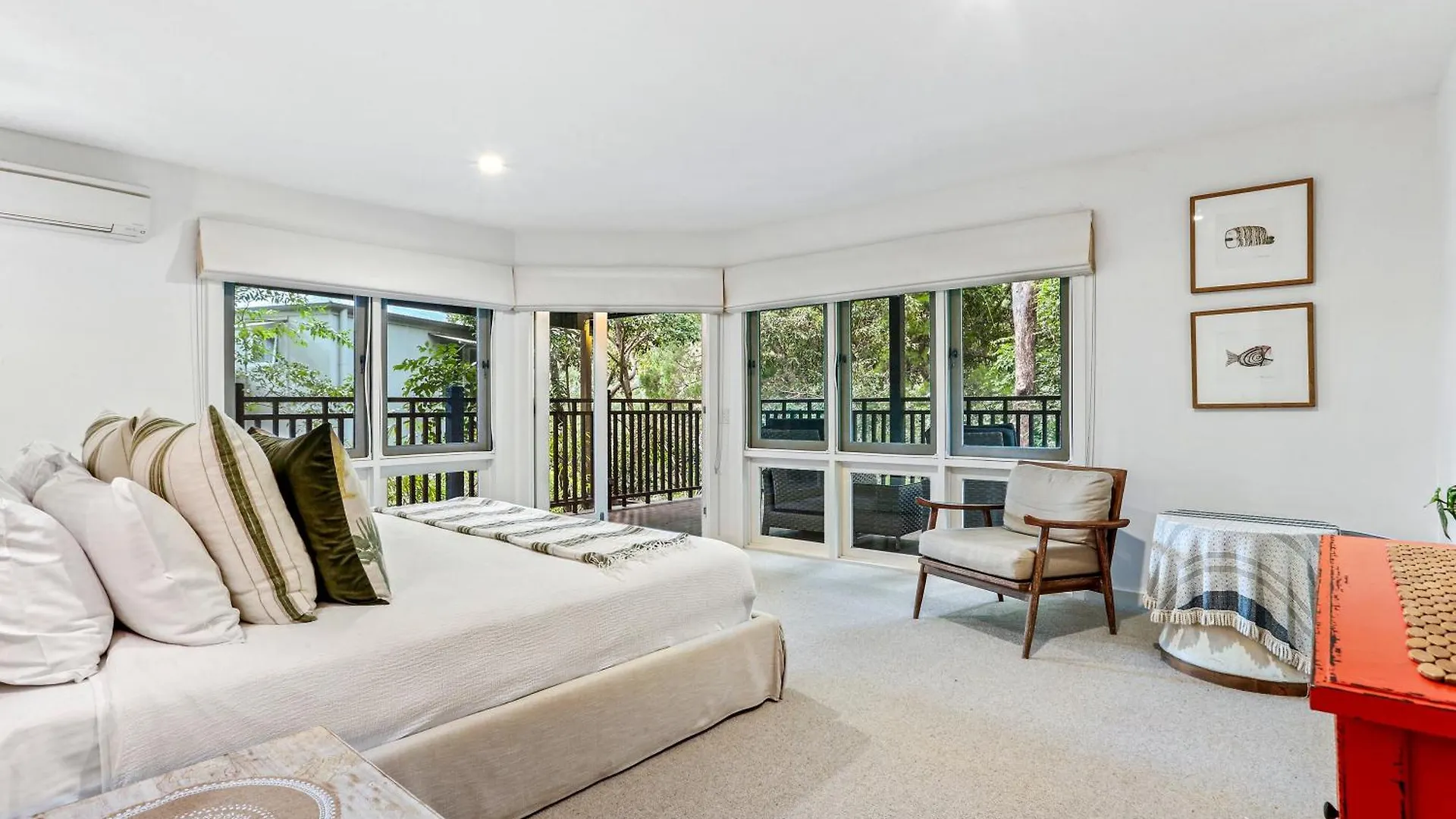 Dual-Living Amongst The Rainforest, Little Cove Noosa Heads 0*,  Australia