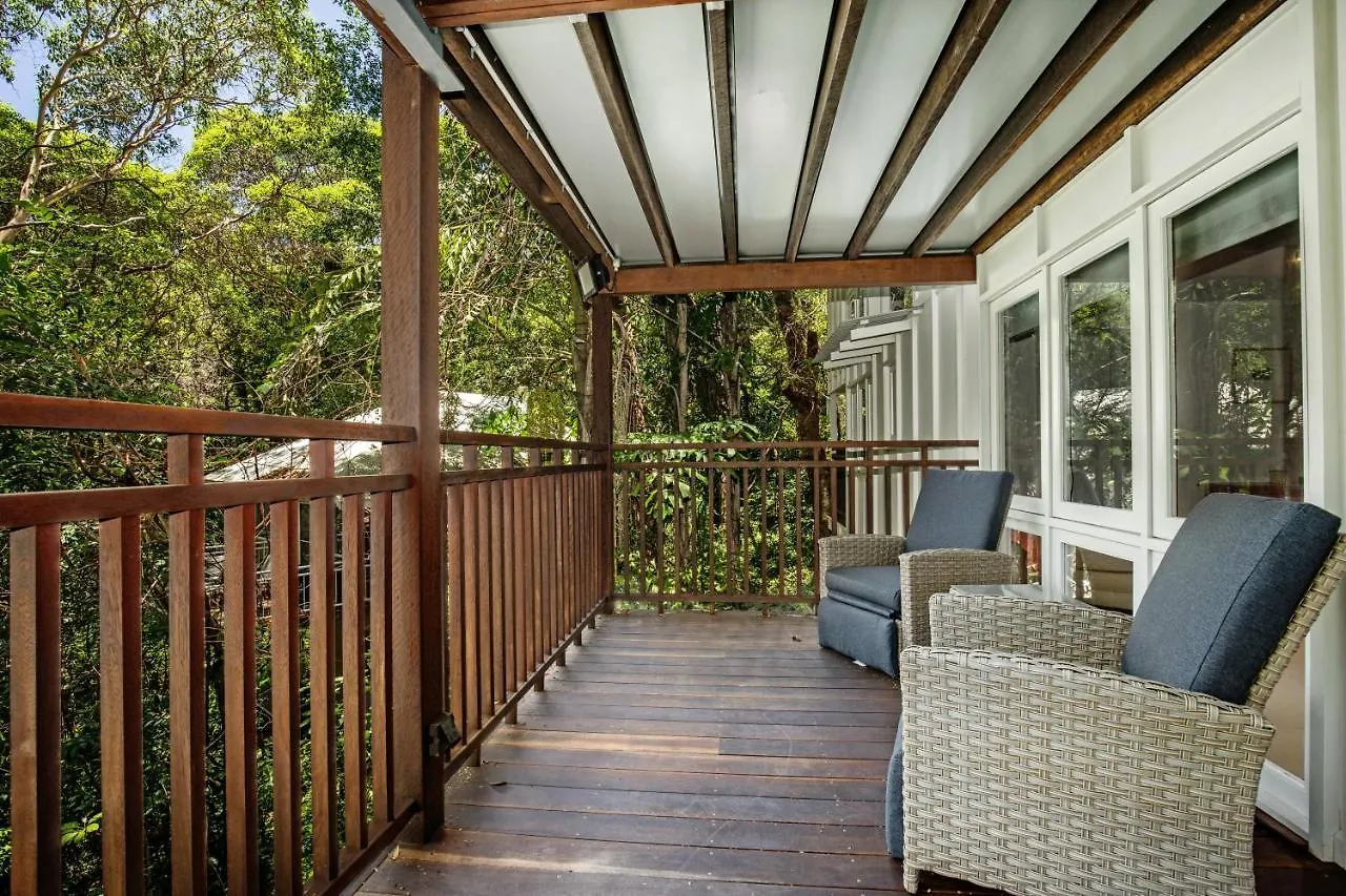Dual-Living Amongst The Rainforest, Little Cove Noosa Heads Holiday home